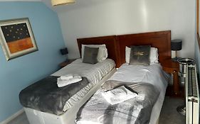 The Rose And Crown Hotel